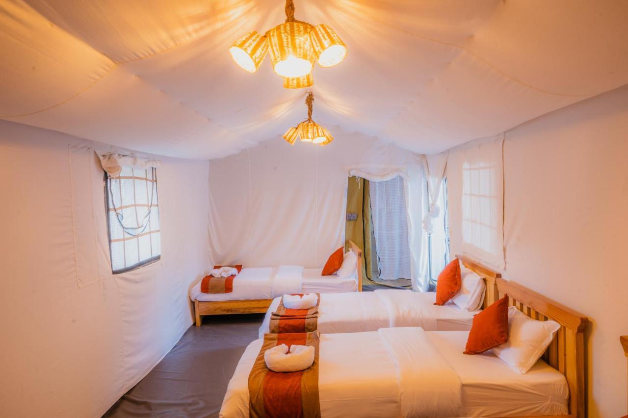 Kalash Parkaze And Tent Inn Похара Екстериор снимка